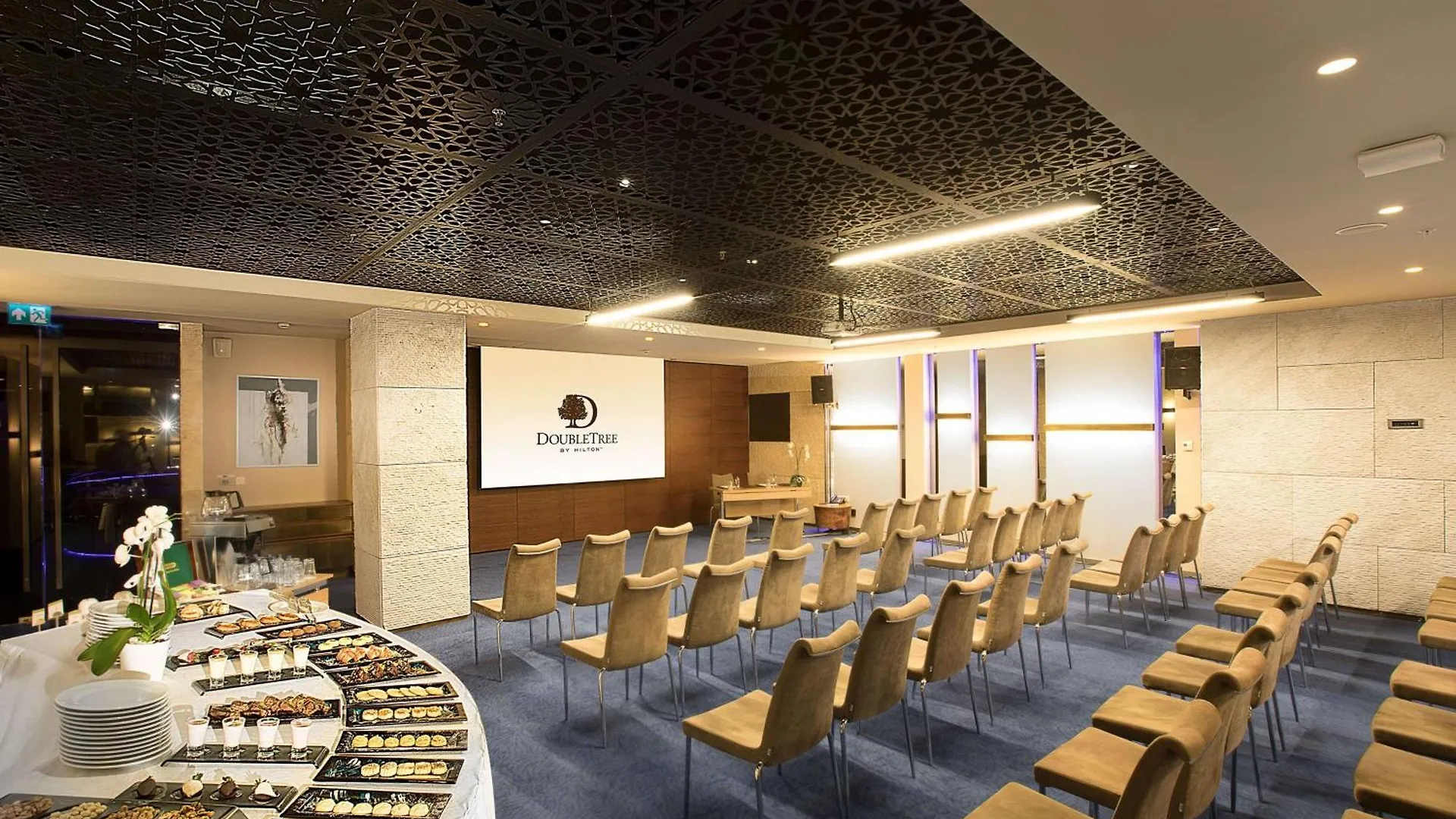 Doubletree By Hilton Istanbul - Old Town Hotel